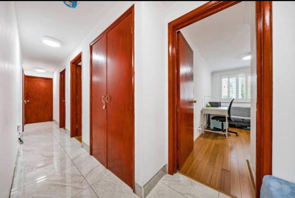 Spacious 3-Bed Cosy Flat In Westminster Londres Exterior foto