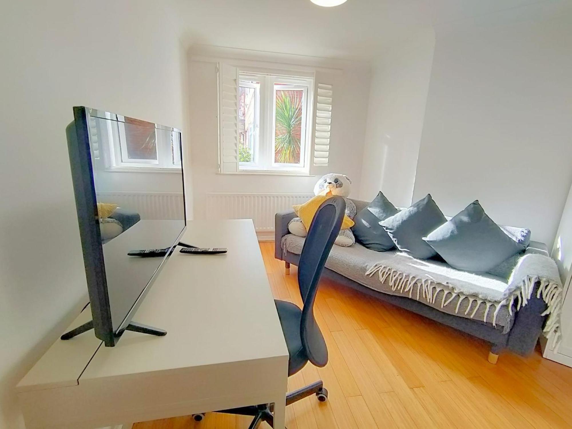 Spacious 3-Bed Cosy Flat In Westminster Londres Exterior foto